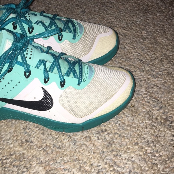 Nike women's metcon 2 - Picture 3 of 6